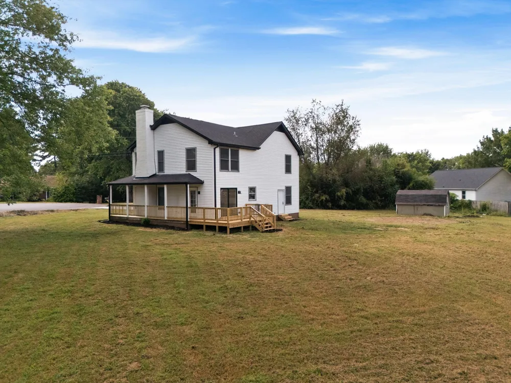 1817 Holloway Cir Murfreesboro, TN 37127
