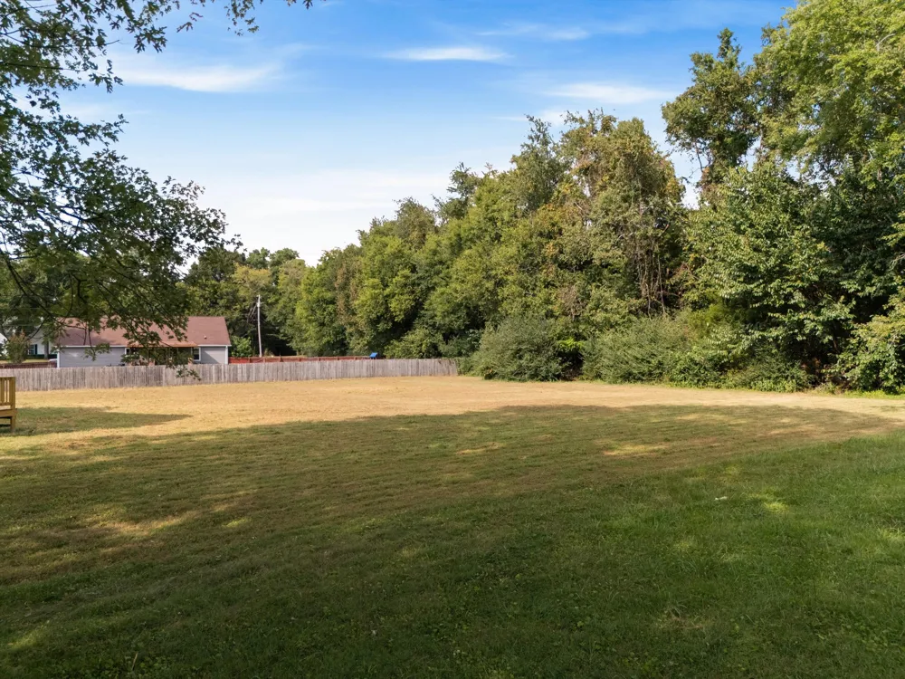 1817 Holloway Cir Murfreesboro, TN 37127