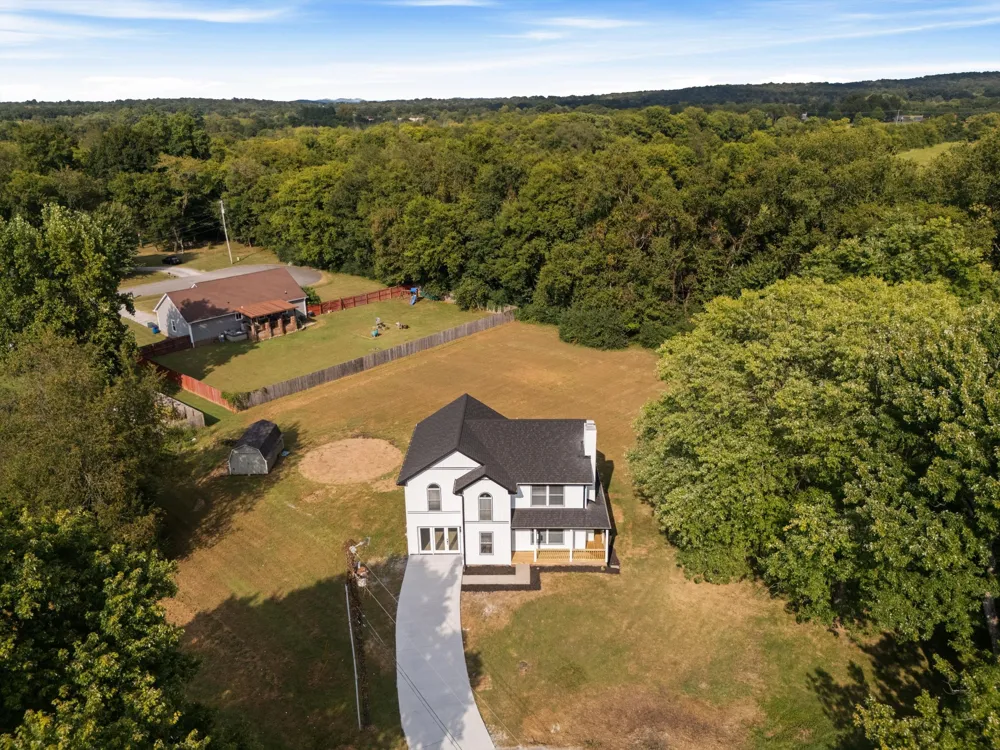 1817 Holloway Cir Murfreesboro, TN 37127
