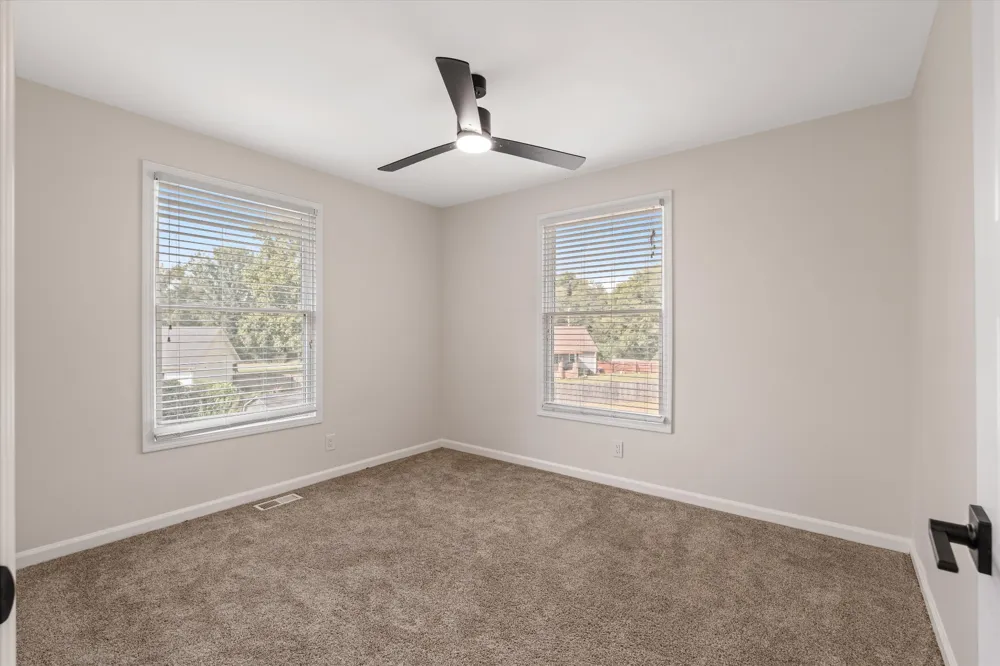 1817 Holloway Cir Murfreesboro, TN 37127