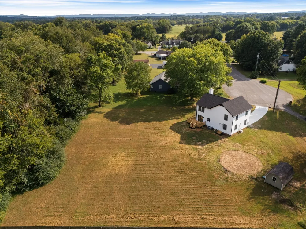 1817 Holloway Cir Murfreesboro, TN 37127