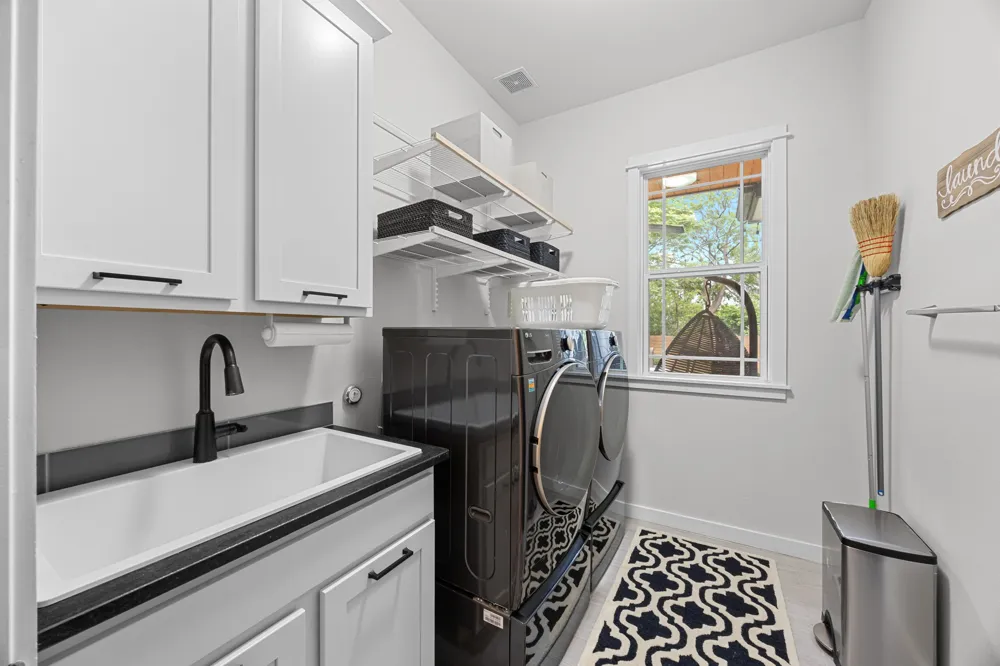 3907 Becker Avenue Austin, TX 78751