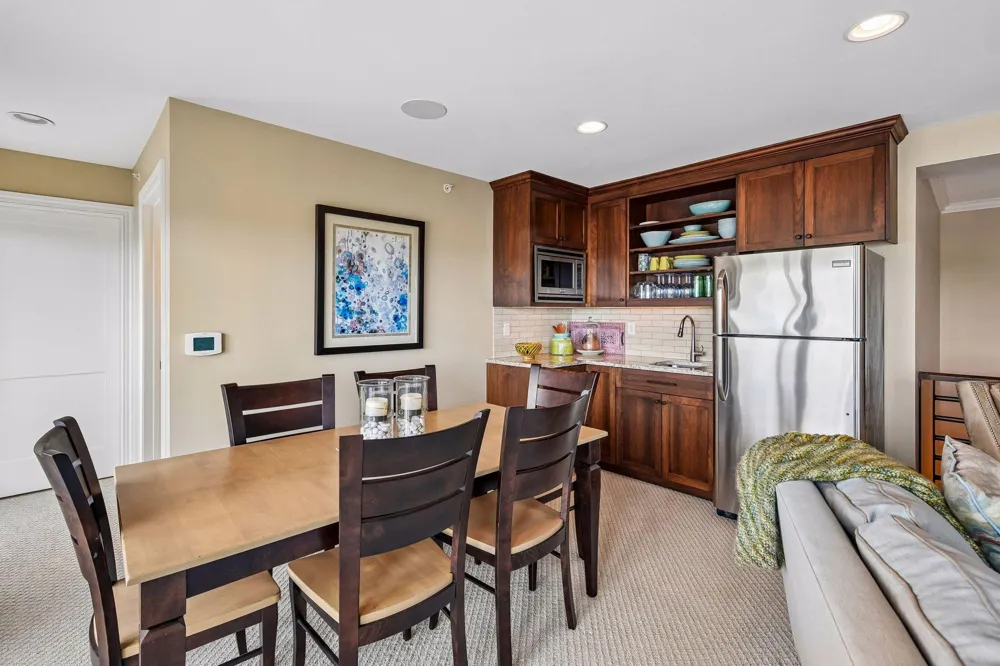 875 Lake Street #401 Wayzata, MN 55391