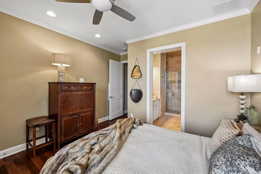 875 Lake Street #401 Wayzata, MN 55391