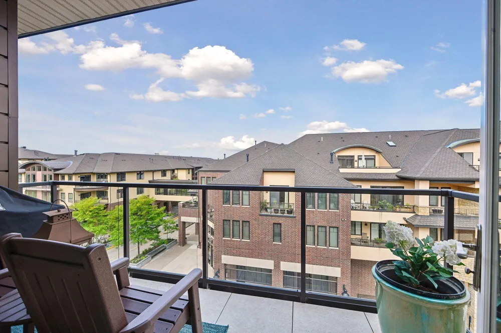 875 Lake Street #401 Wayzata, MN 55391