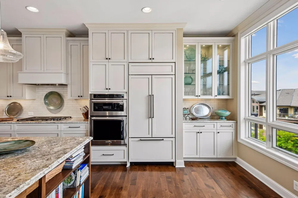875 Lake Street #401 Wayzata, MN 55391