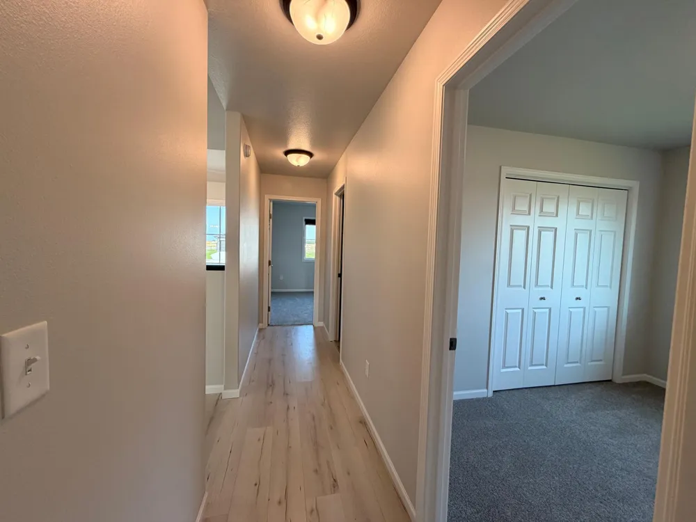 10258 Burgundy Drive Horace, ND 58047
