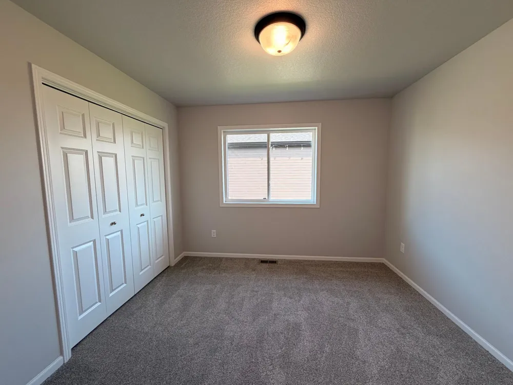 10258 Burgundy Drive Horace, ND 58047