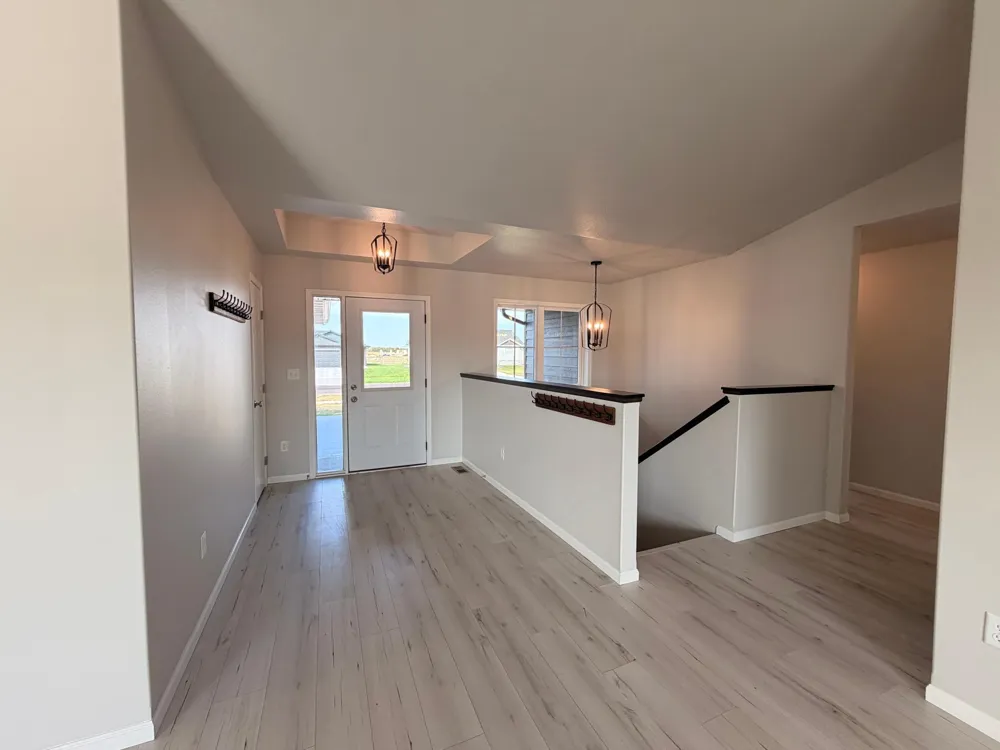 10258 Burgundy Drive Horace, ND 58047