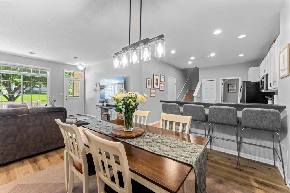 5825 Sandcherry Place NW Rochester, MN 55901