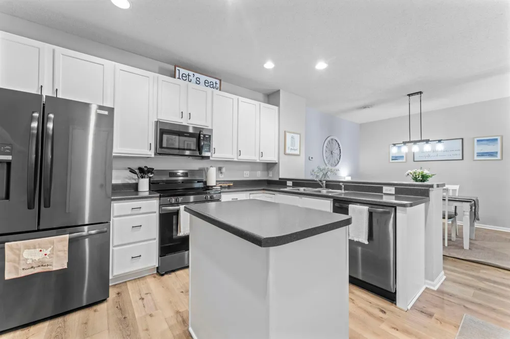 5825 Sandcherry Place NW Rochester, MN 55901