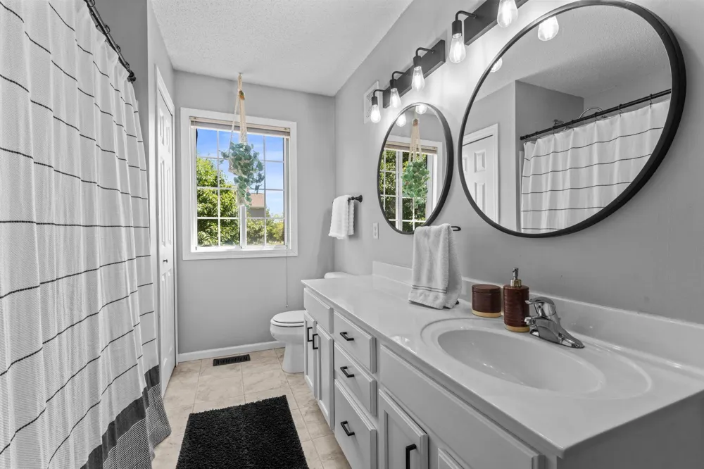 5825 Sandcherry Place NW Rochester, MN 55901