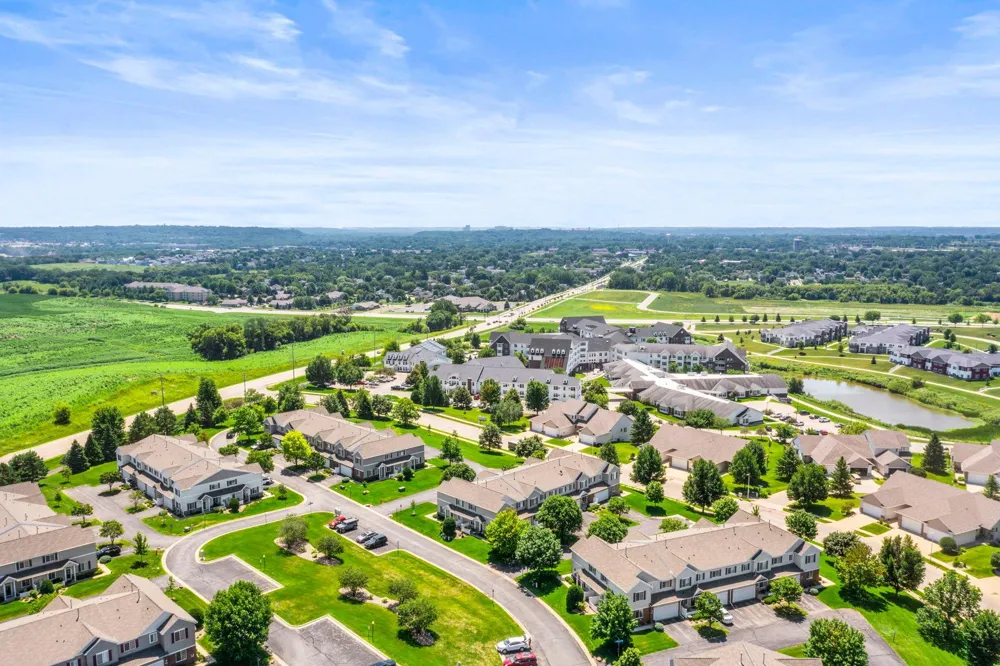 5825 Sandcherry Place NW Rochester, MN 55901