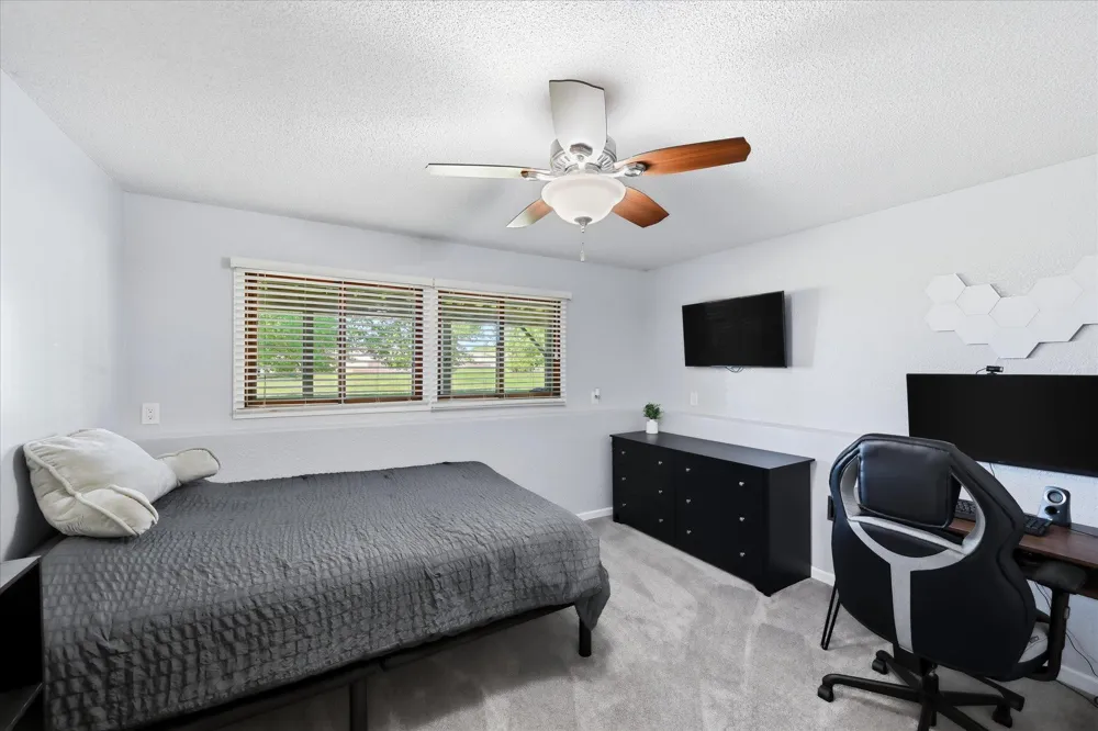 6747 Quantico Lane Maple Grove, MN 55311