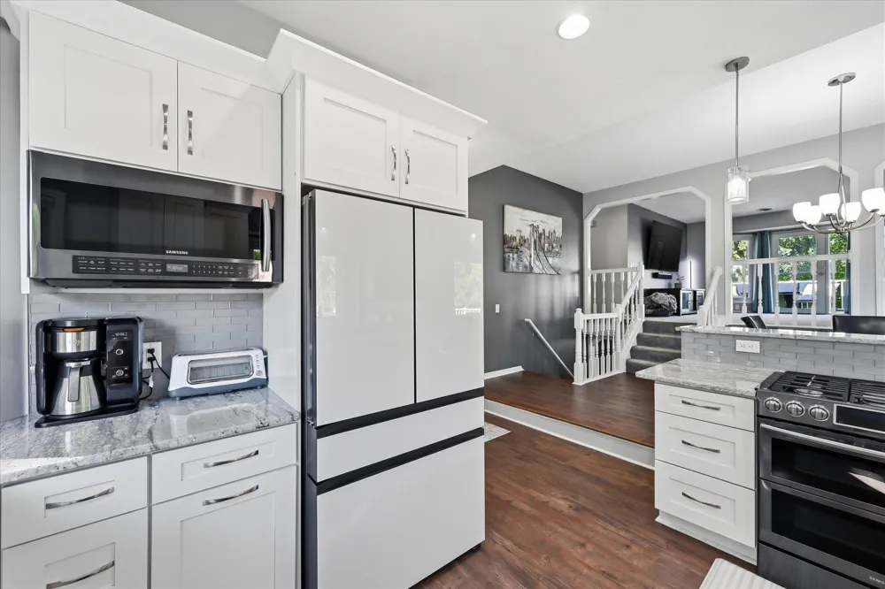 6747 Quantico Lane Maple Grove, MN 55311