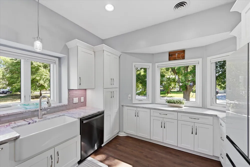 6747 Quantico Lane Maple Grove, MN 55311
