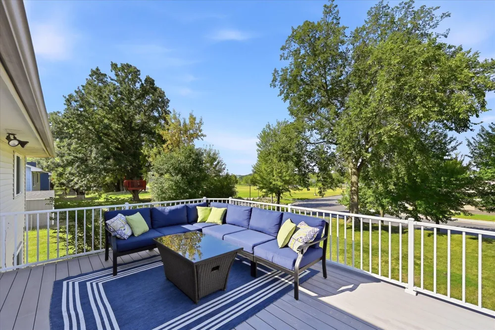 6747 Quantico Lane Maple Grove, MN 55311