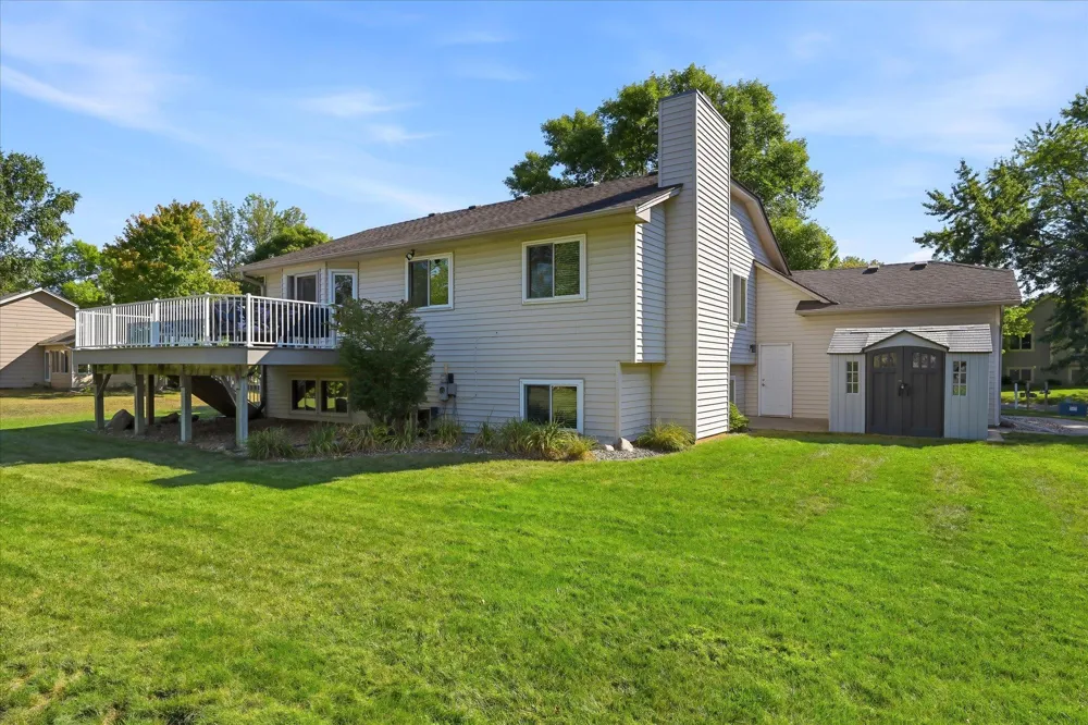 6747 Quantico Lane Maple Grove, MN 55311