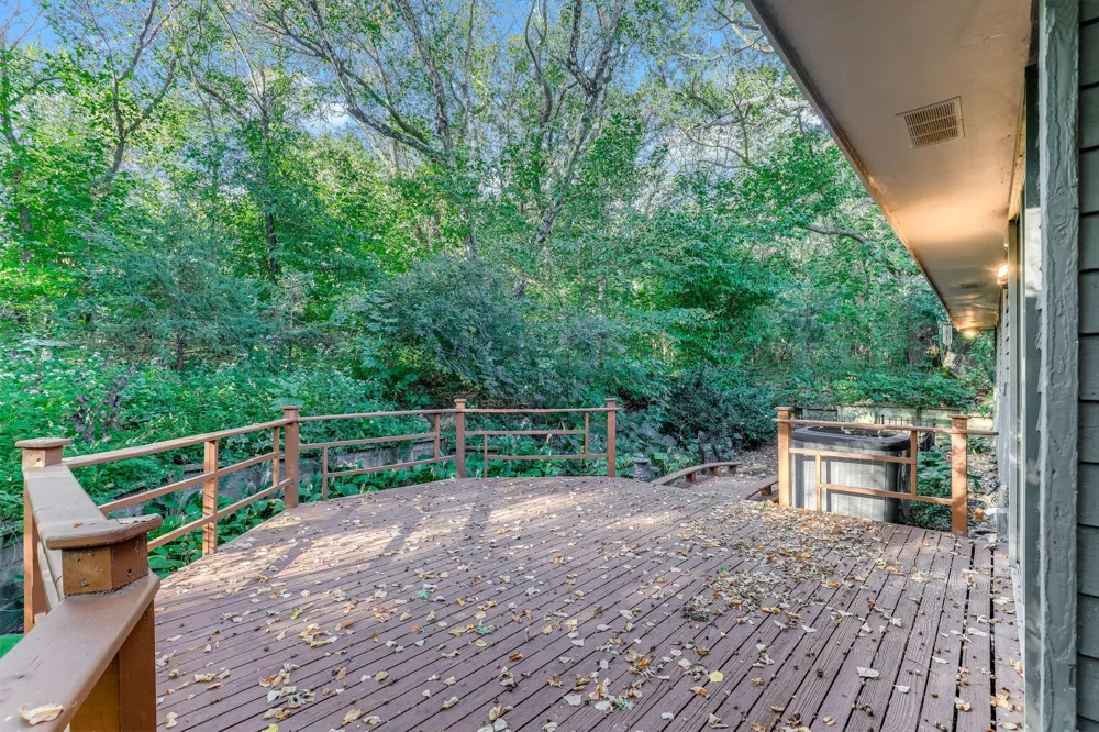 762 Elrene Court Eagan, MN 55123