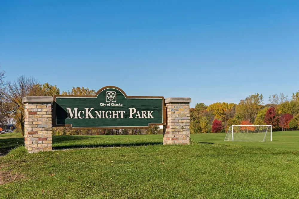 441 Pleasant Lane Chaska, MN 55318