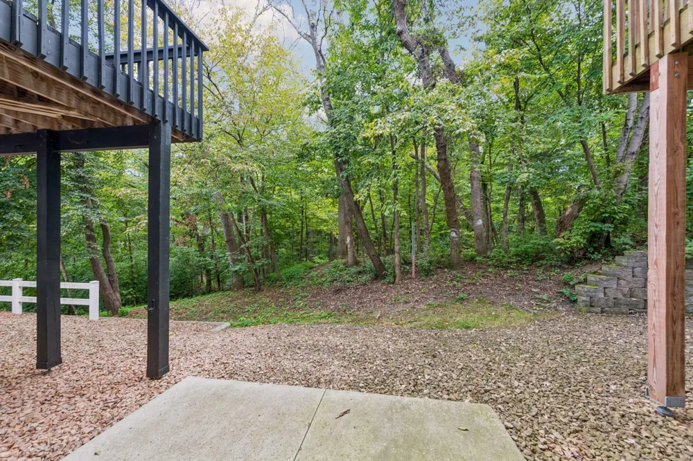 441 Pleasant Lane Chaska, MN 55318