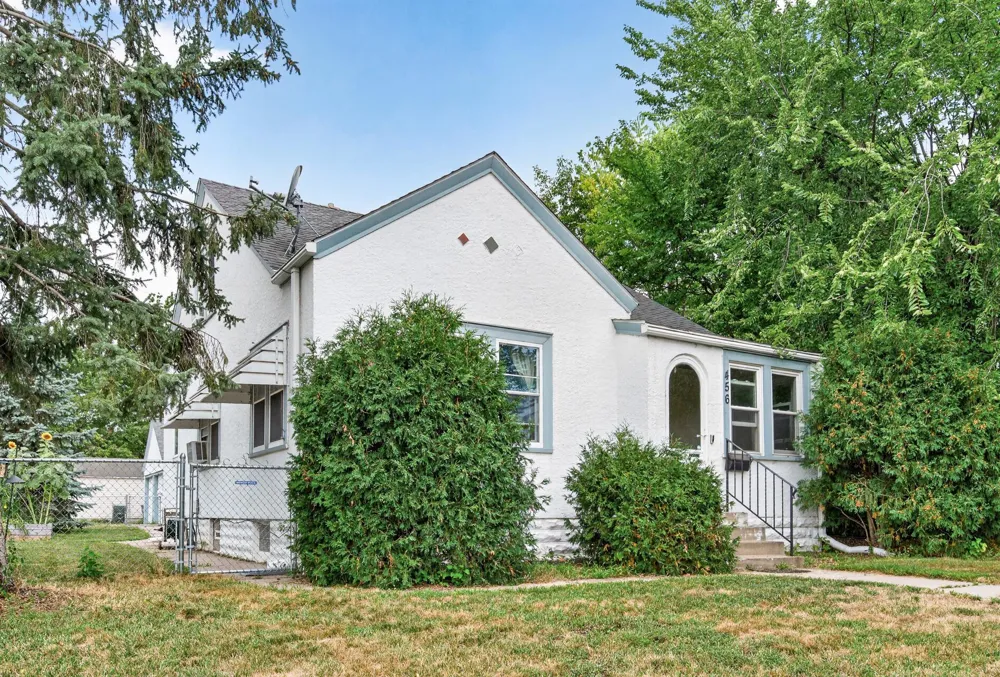 456 3rd Avenue S South Saint Paul, MN 55075