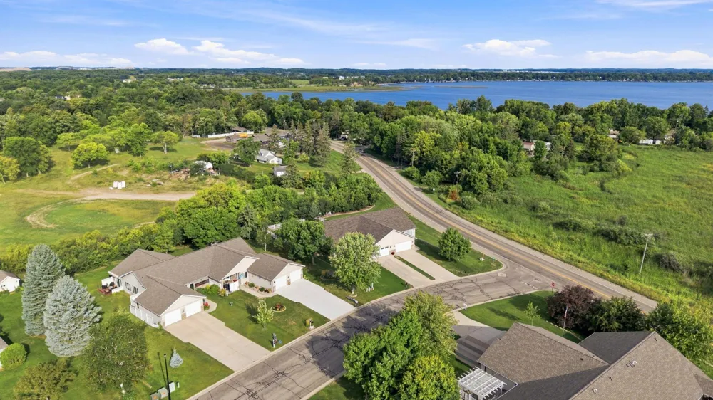 1815 Bridgeview Boulevard Detroit Lakes, MN 56501