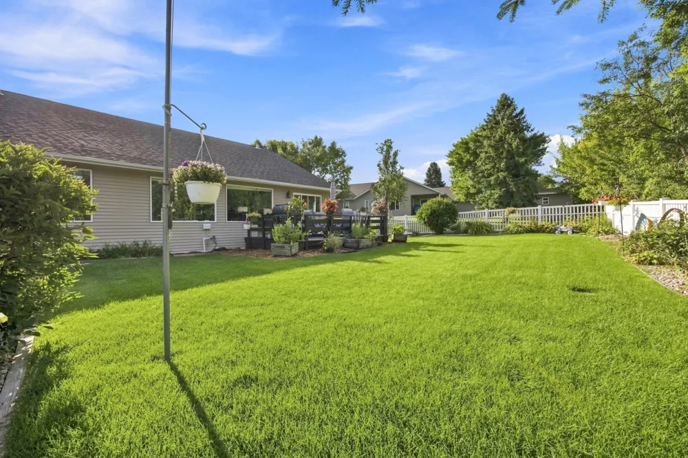 1815 Bridgeview Boulevard Detroit Lakes, MN 56501