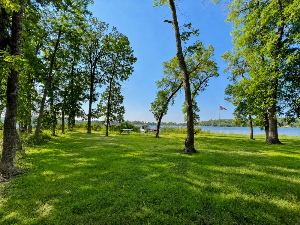 1815 Bridgeview Boulevard Detroit Lakes, MN 56501