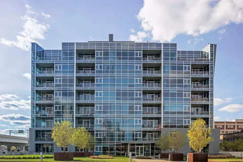 345 6th Avenue #706