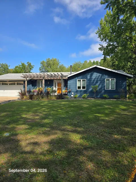 11901 River Hills Circle