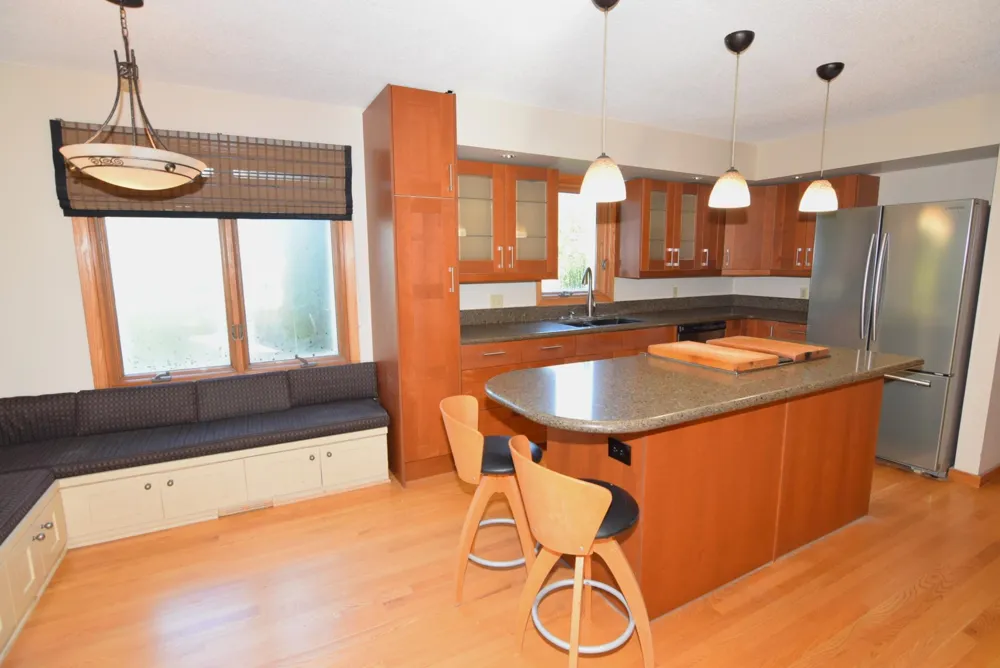 91 S Shannon Drive Shakopee, MN 55379
