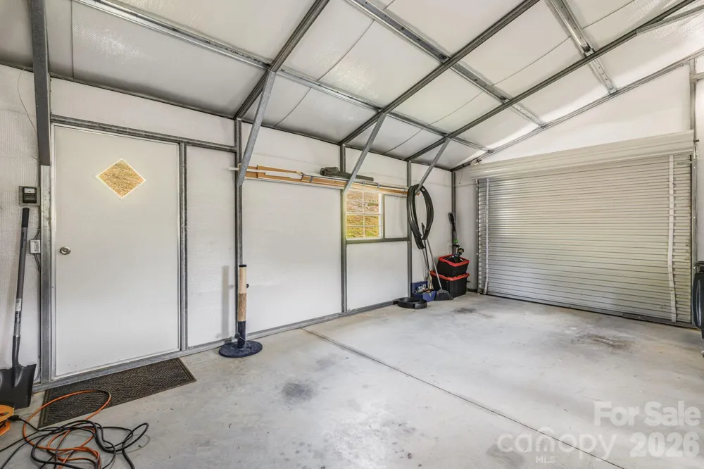 582 John Henry Road Burnsville, NC 28714