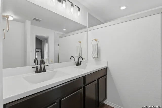 5125 Blue Ivy Bulverde, TX 78163