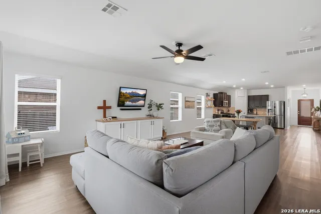 5125 Blue Ivy Bulverde, TX 78163