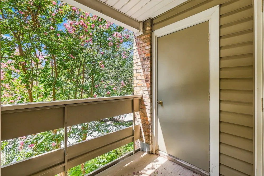 8550 Fair Oaks Crossing #306 Dallas, TX 75243