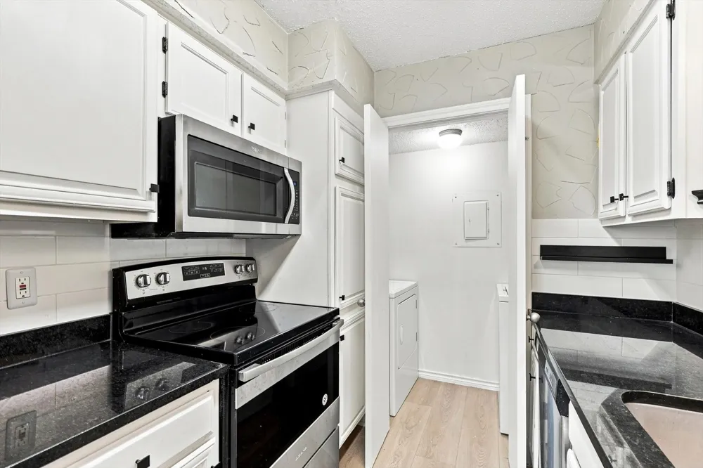 8550 Fair Oaks Crossing #306 Dallas, TX 75243