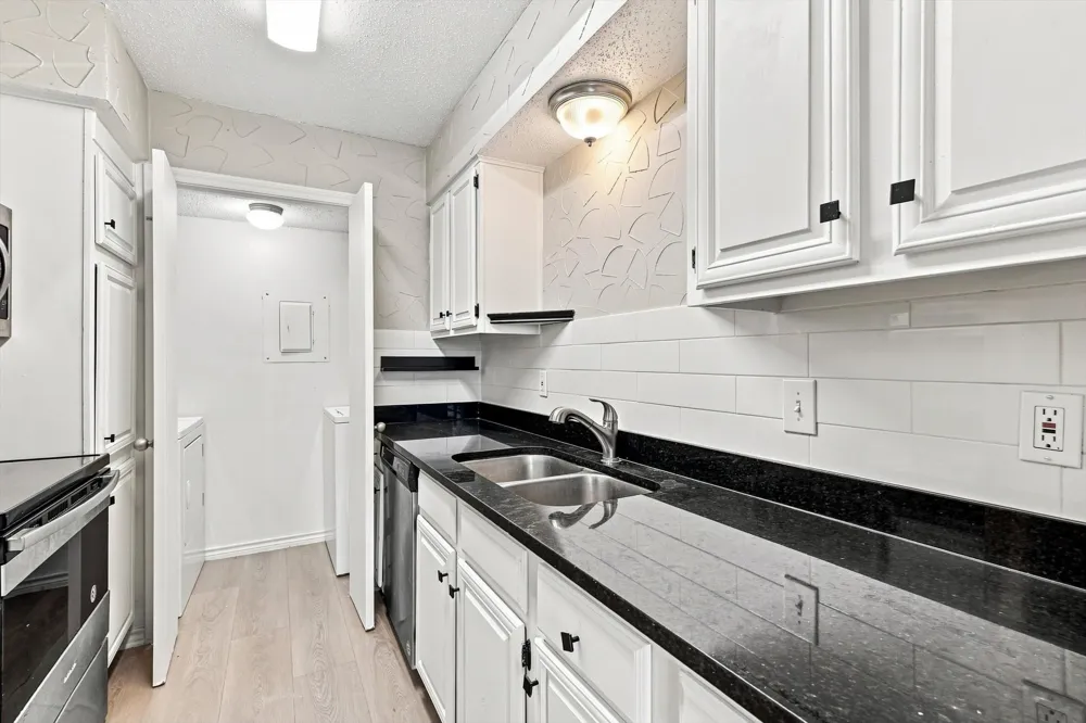 8550 Fair Oaks Crossing #306 Dallas, TX 75243