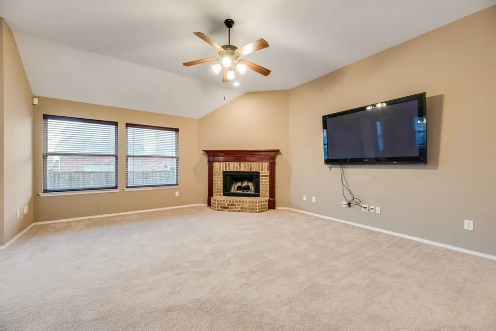1202 Chestnut Hill Drive Wylie, TX 75098