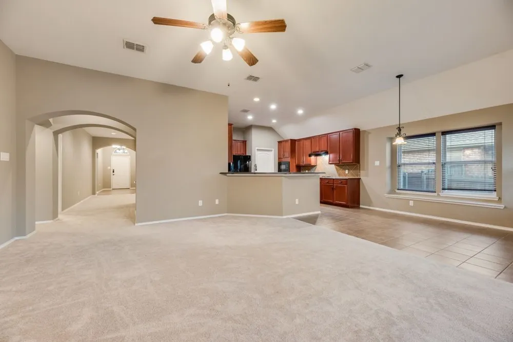 1202 Chestnut Hill Drive Wylie, TX 75098