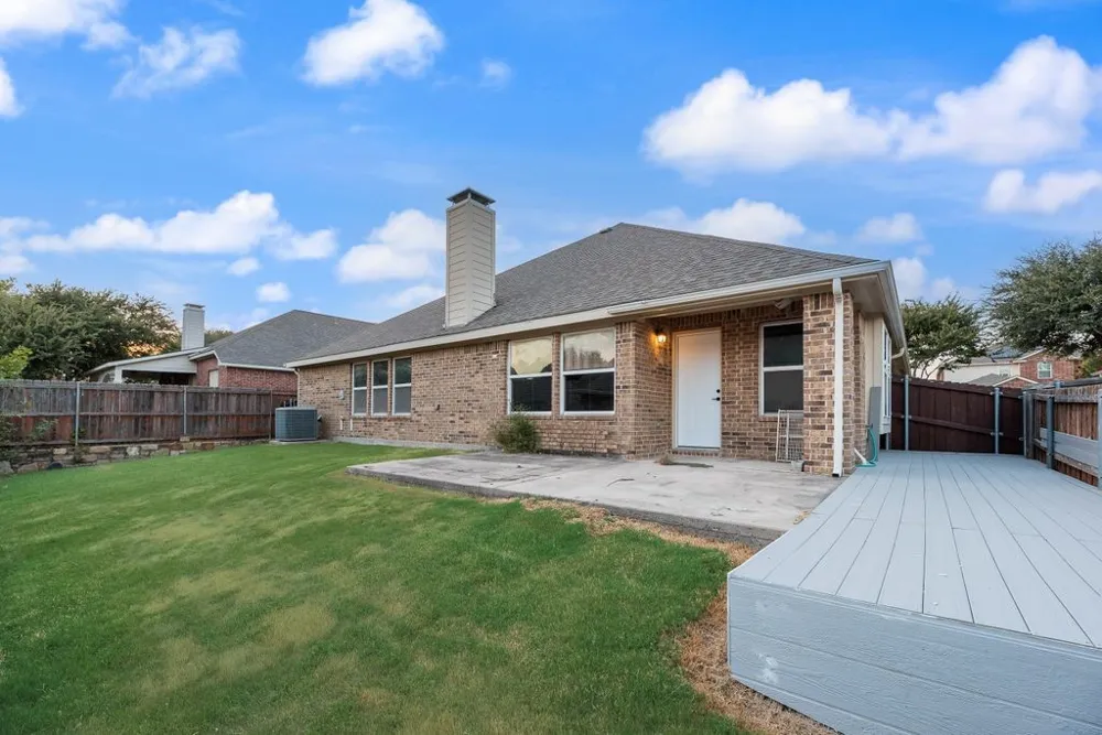 1202 Chestnut Hill Drive Wylie, TX 75098
