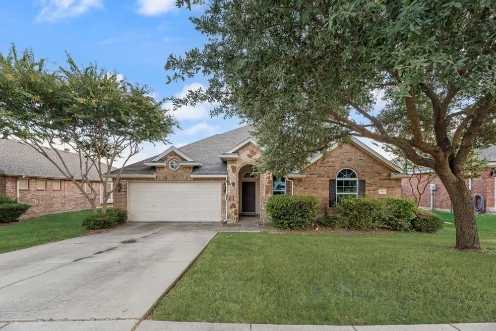 1202 Chestnut Hill Drive Wylie, TX 75098