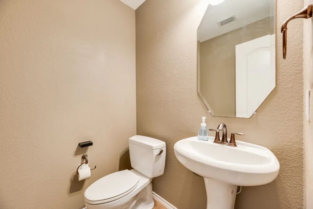 1202 Chestnut Hill Drive Wylie, TX 75098