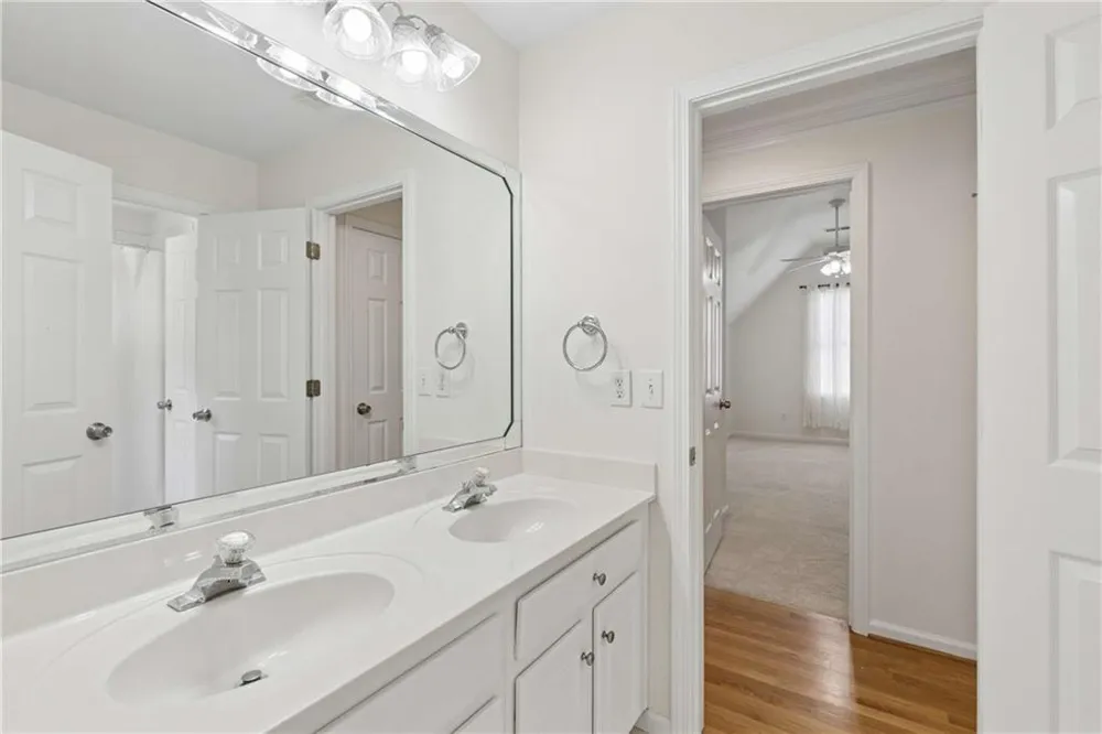5486 Hedge Brooke Pointe Cove NW Acworth, GA 30101