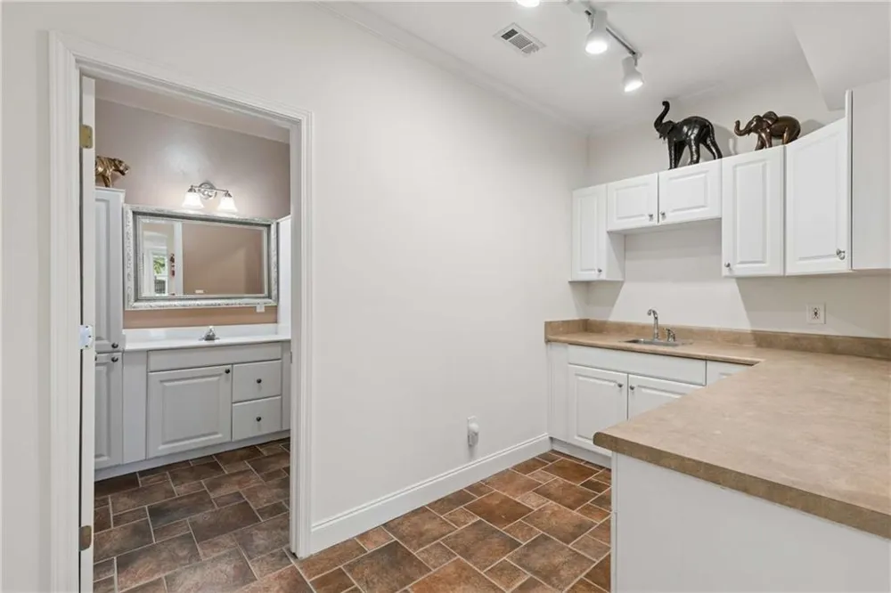 5486 Hedge Brooke Pointe Cove NW Acworth, GA 30101
