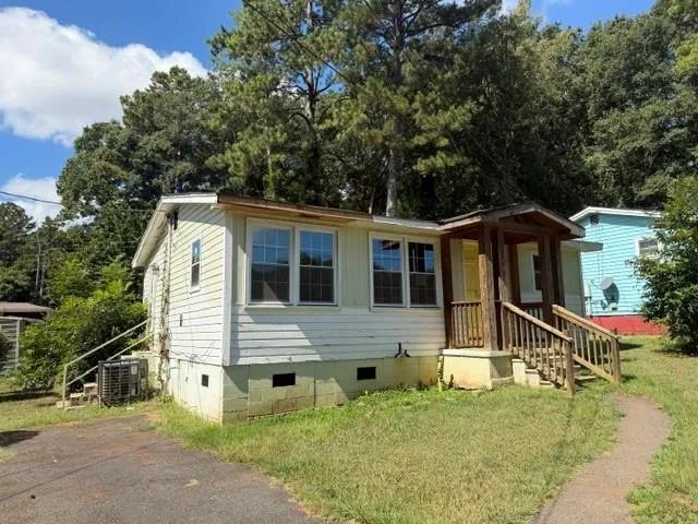 1596 MLK Jr Drive Monticello, GA 31064
