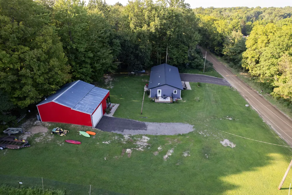 14910 Boyle Lake Road Buchanan, MI 49107