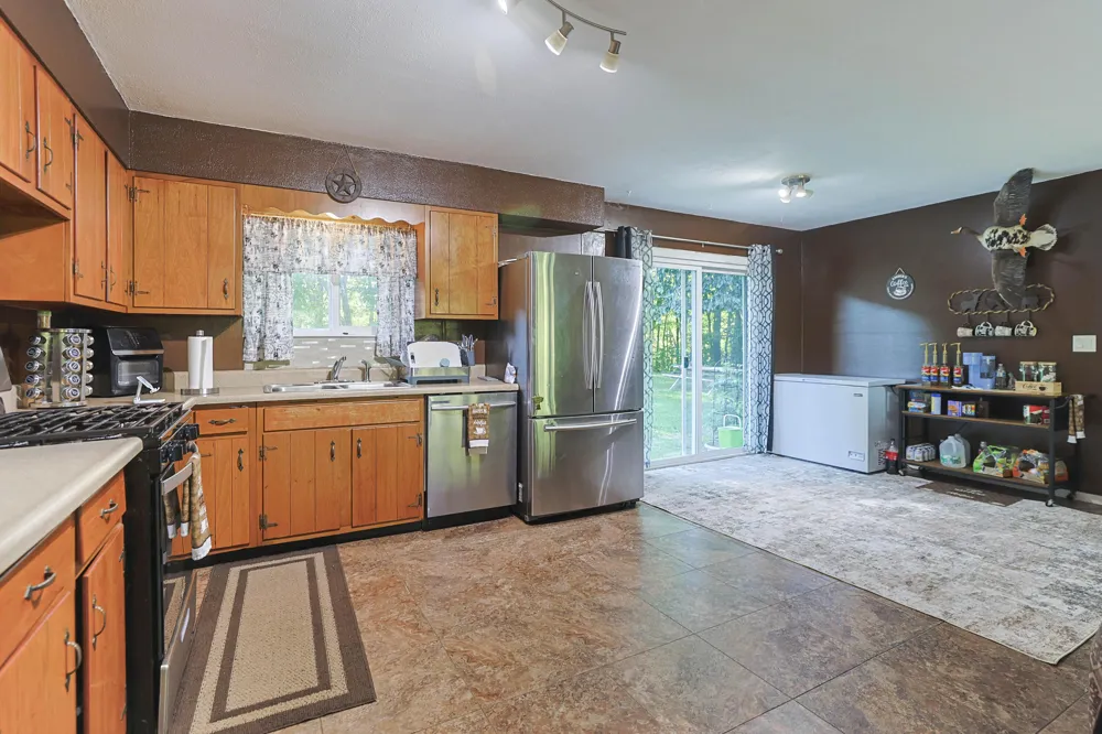 14910 Boyle Lake Road Buchanan, MI 49107