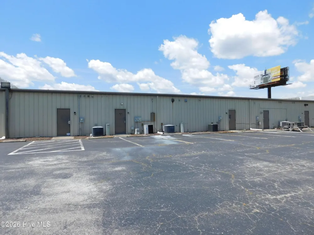 1702 Us 70 Highway E #D New Bern, NC 28560
