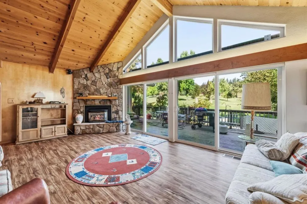 19550 Chaffee Circle Groveland, CA 95321
